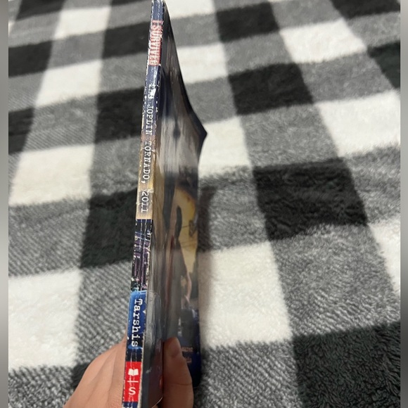 I Survived Books - Picture 15 of 15